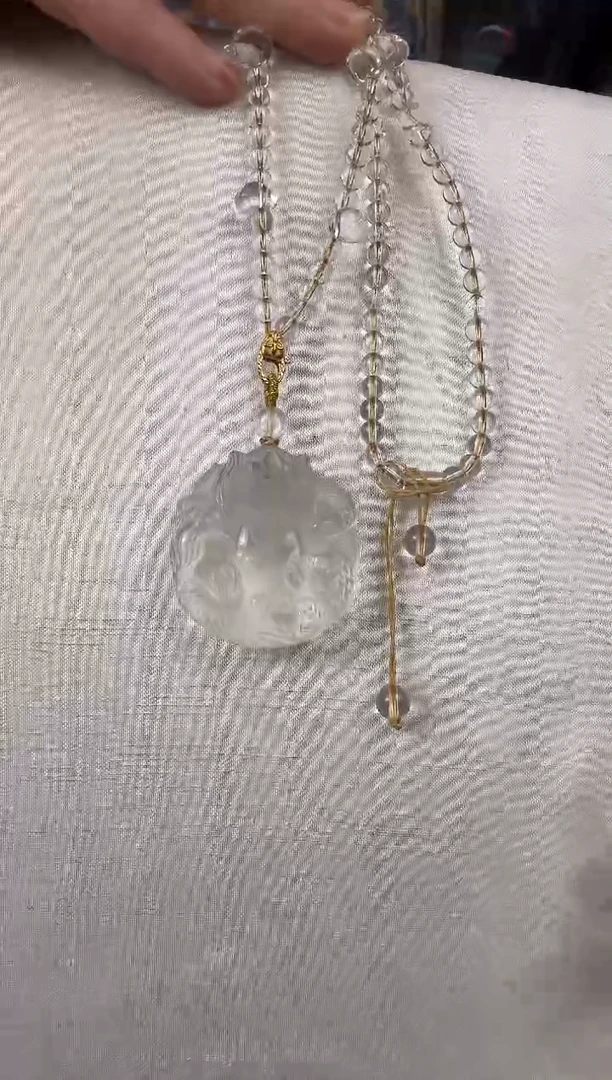 颈饰未镶嵌水晶天然狐狐吊坠