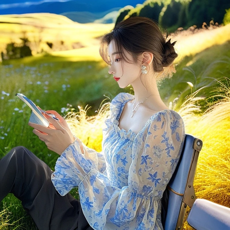 2025春装新款法式高级感轻奢气质上衣超好看独特漂亮蓝色碎花衬衫