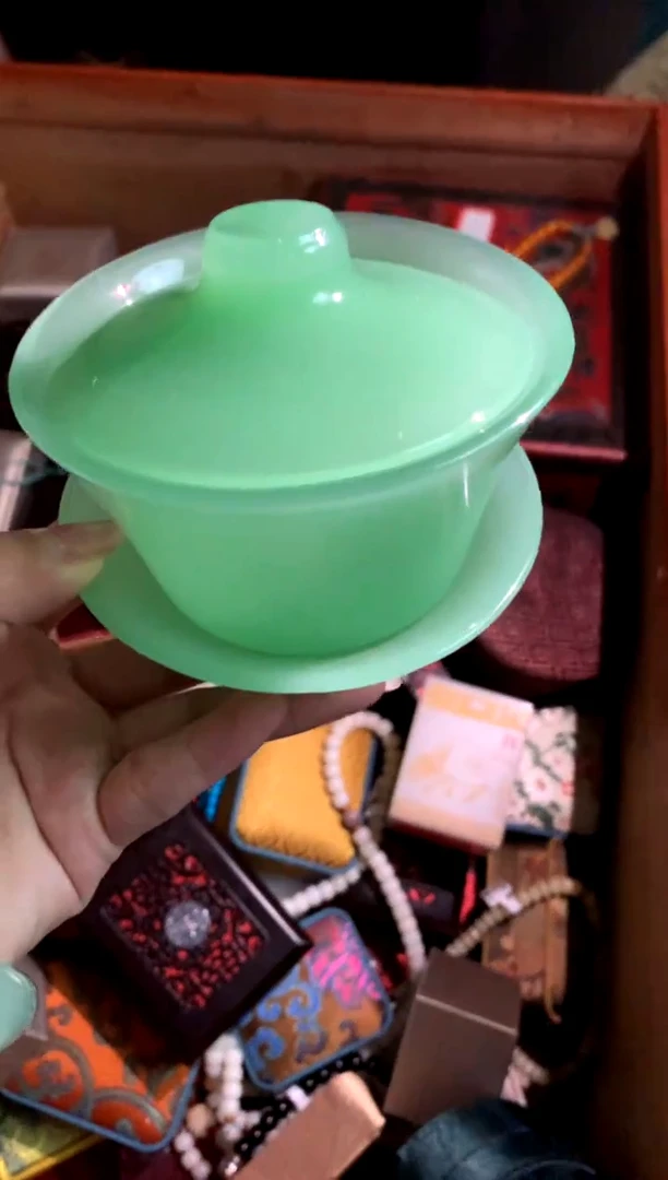 未镶嵌和田玉（碧玉）摆件润玉潭精品专属摆件