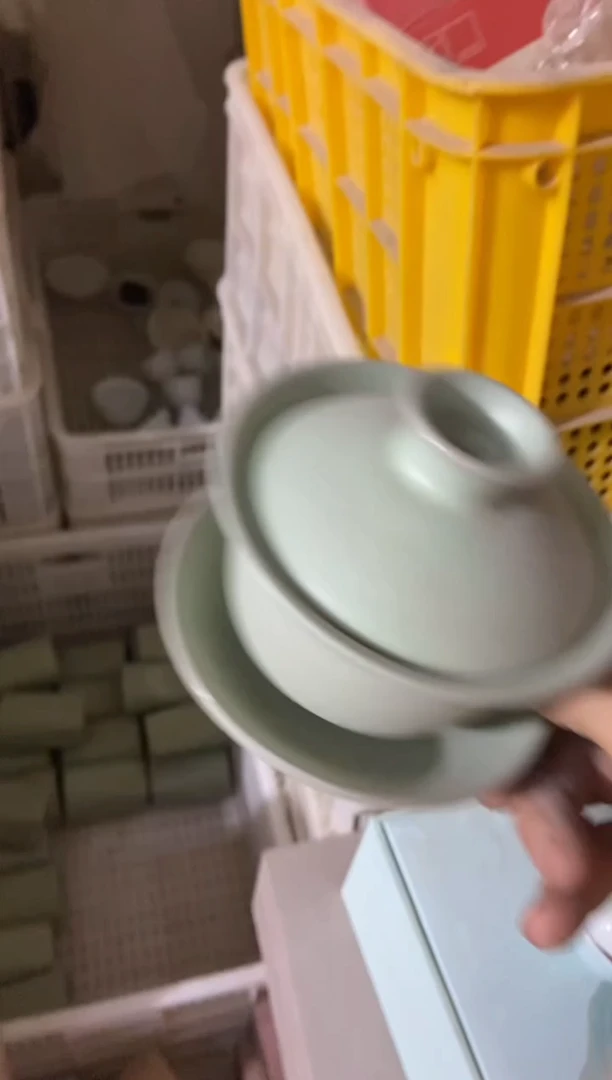 无运费险有瑕疵的摄影的产品有使用过的痕迹有点脏介意勿拍
