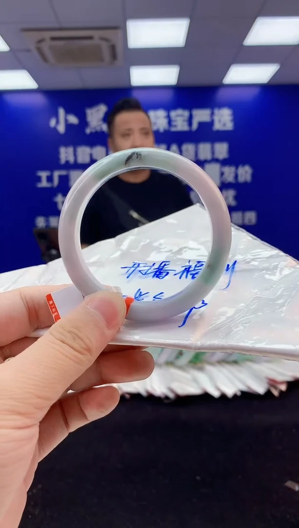 翡翠手镯未镶嵌1天然A货缅甸翡翠默认有瑕