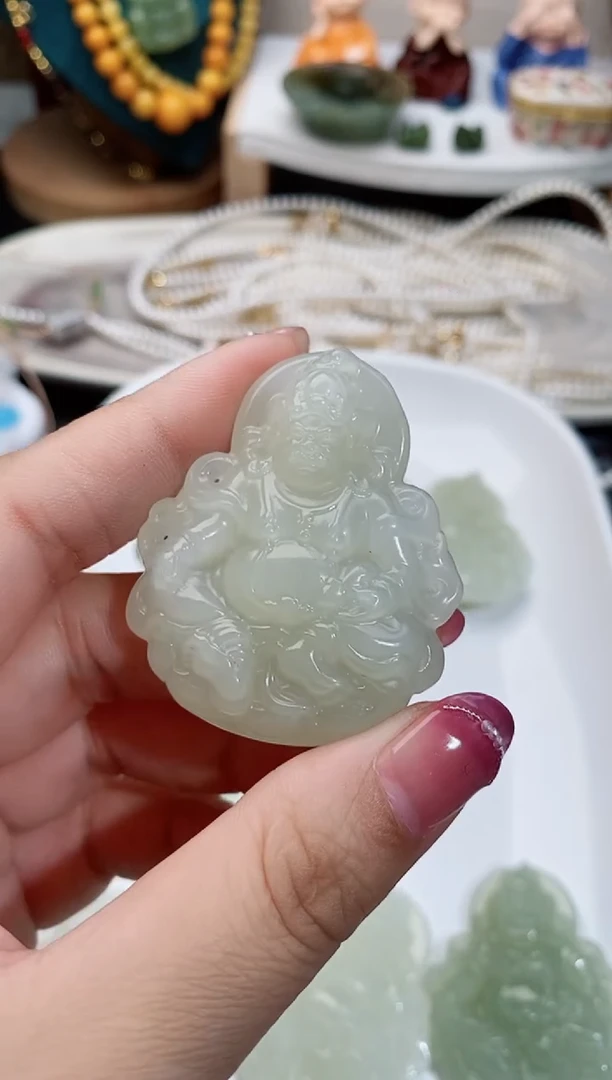 颈饰未镶嵌和田玉麦*迪160一个麦落迪