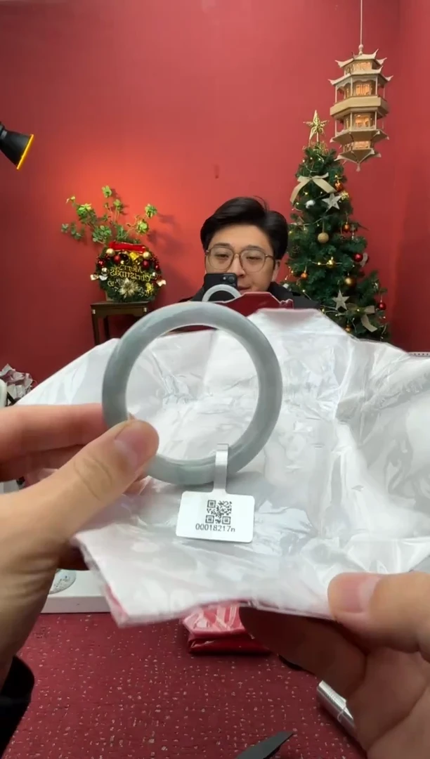 未镶嵌手镯翡翠翡翠手镯2