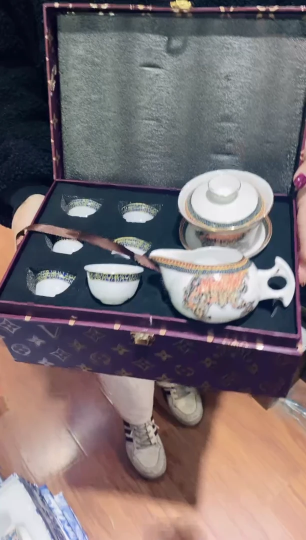 【闪购商品】杯鸿辉家品牌瓷器，京东包邮！