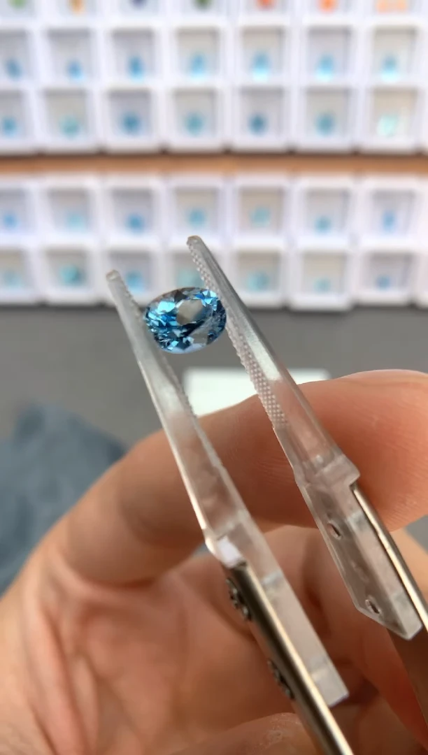 未镶嵌裸石定制海蓝宝石0.93ct 超圣