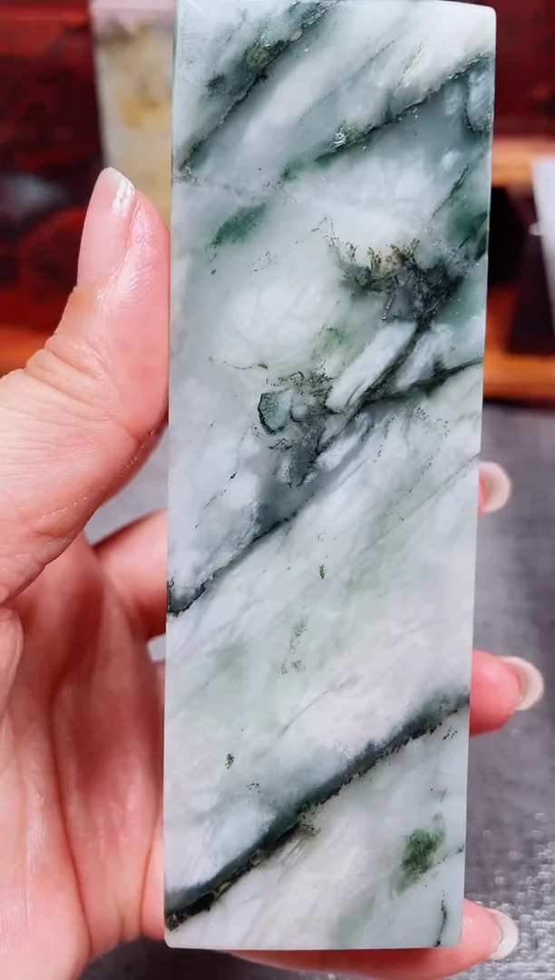 玉桂林鸡血玉素章25左右