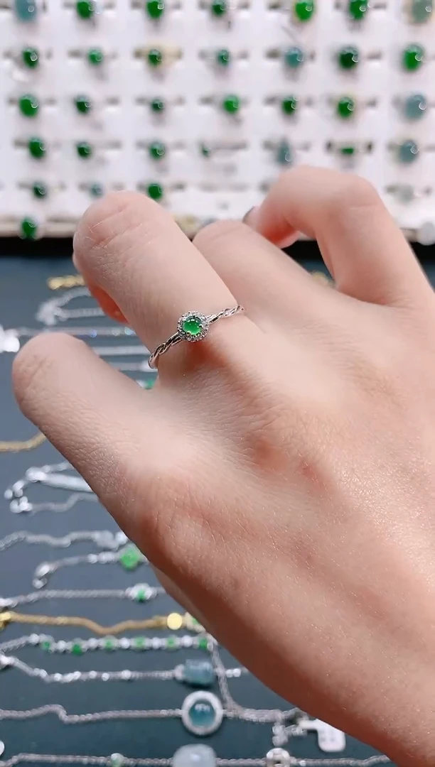 【闪购商品】翡翠戒指银S925镶嵌天然翡翠