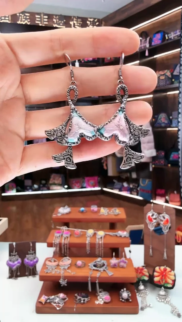 【闪购商品】织绣86蚩梦苗族古绣