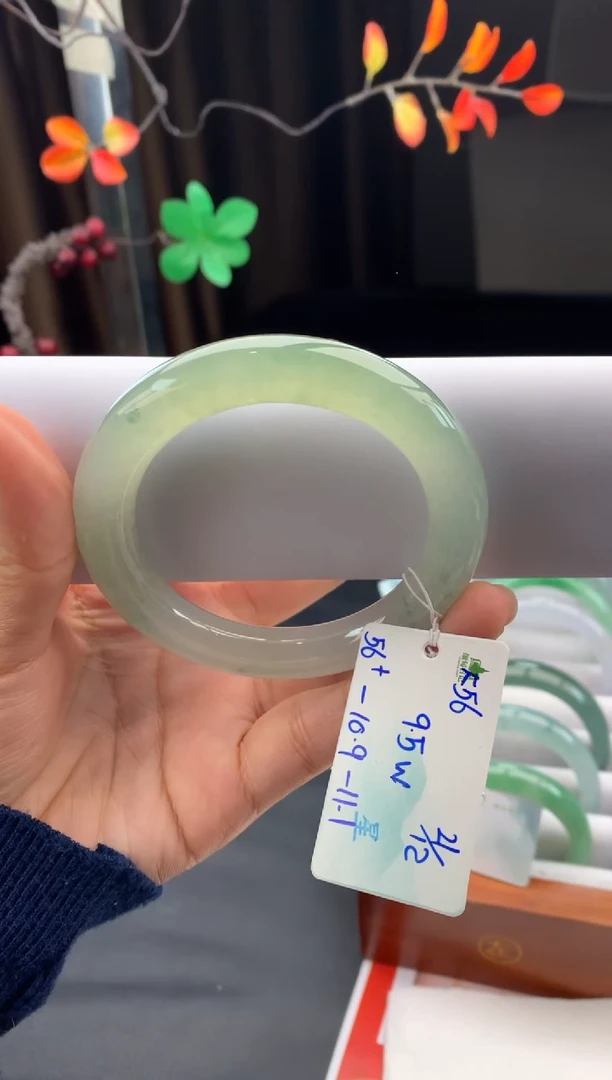 未镶嵌手镯翡翠翡翠自带#送人#，假一赔三