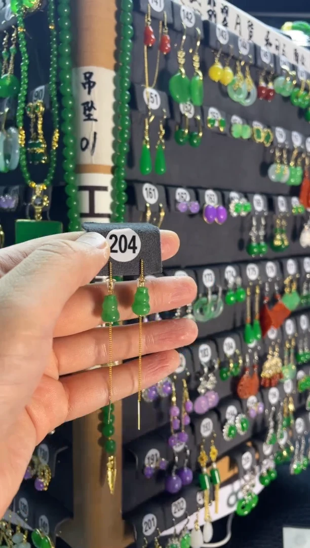 【闪购商品】翡翠耳饰银S925镶嵌204...