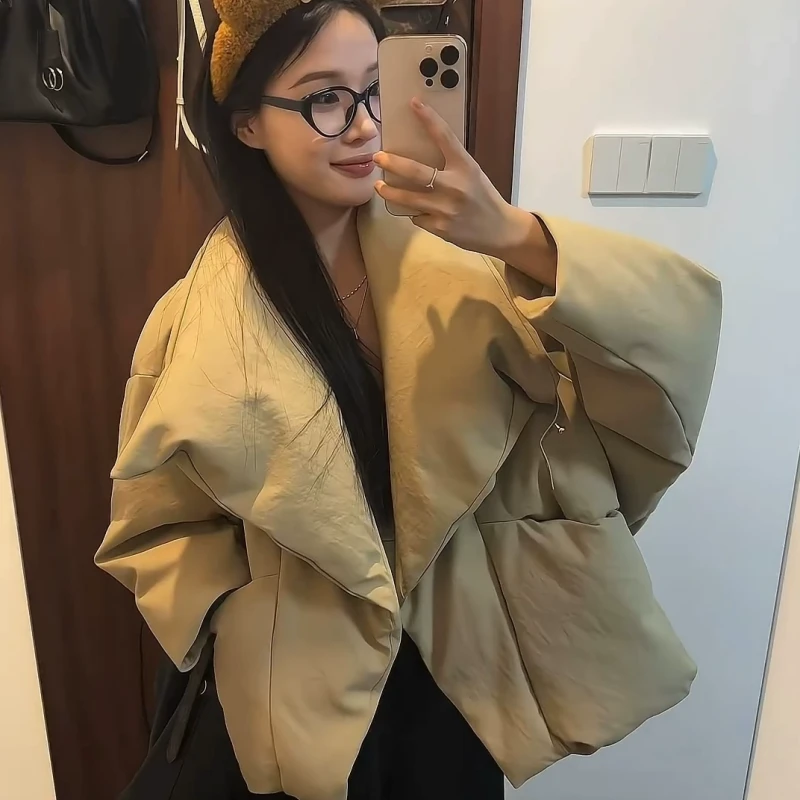 2025年冬季新款大翻领棉服女宽松加厚面包服外套时尚高级感棉衣