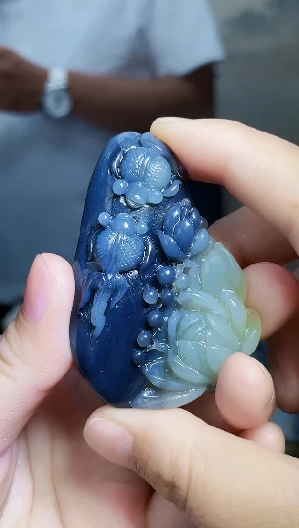 和田玉未镶嵌颈饰1