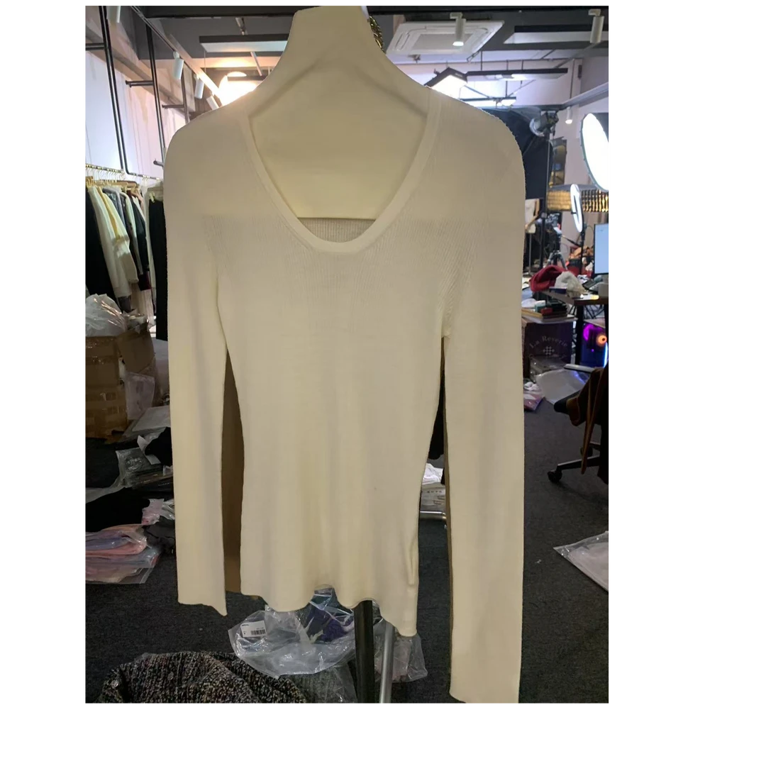 喵喵家  大U领时尚百搭修身长袖打底衫