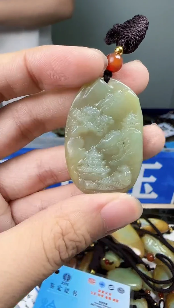 和田玉未镶嵌颈饰1