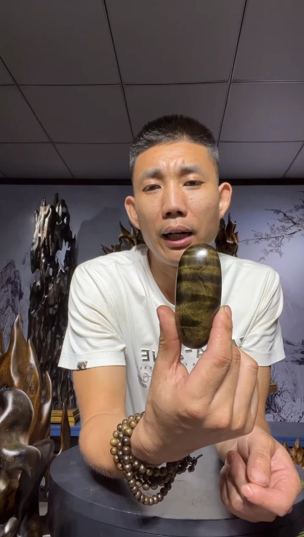 金丝楠木雕款浪*金丝楠木工艺品摆件