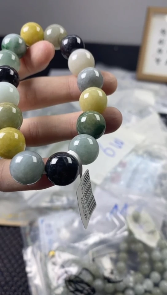 未镶嵌定制翡翠翡翠