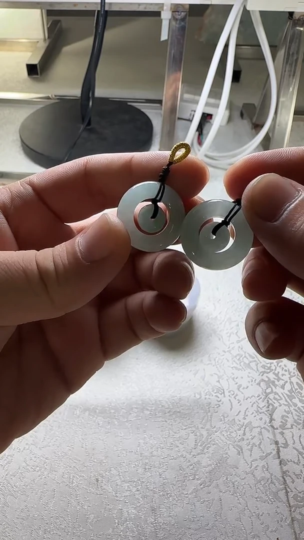 未镶嵌定制翡翠翡翠平安扣