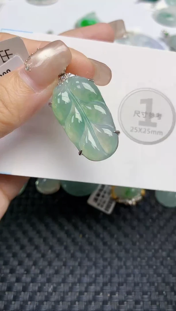颈饰未镶嵌翡翠天然缅甸A货翡翠百元以上9元证书费自理