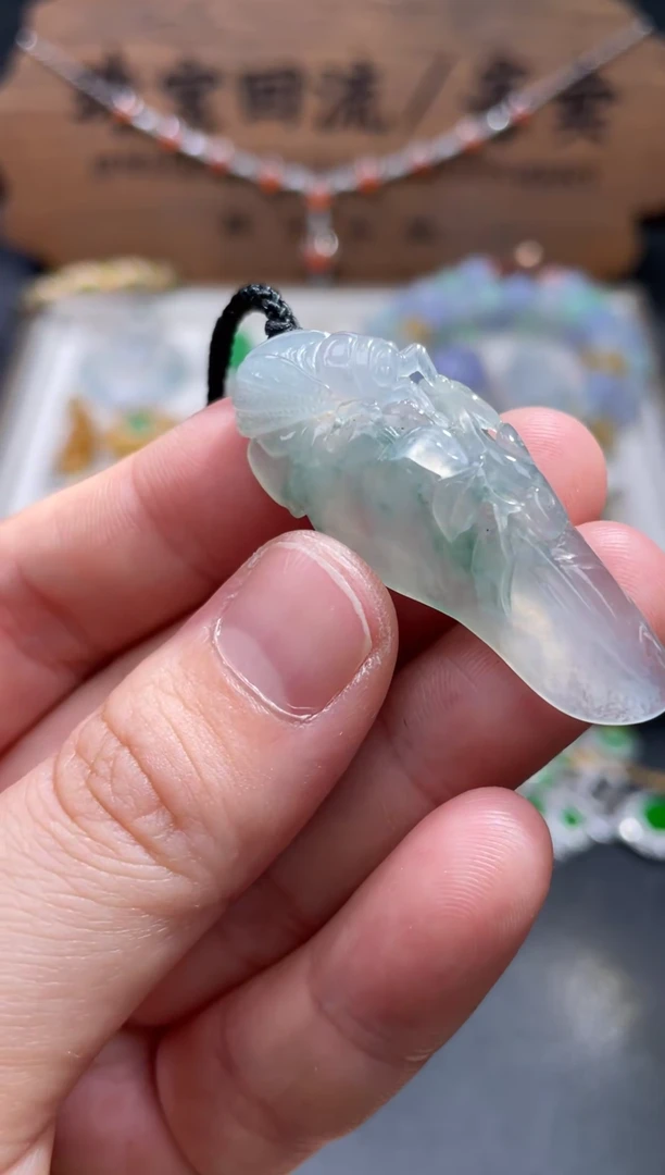 【闪购商品】翡翠颈饰未镶嵌22.........