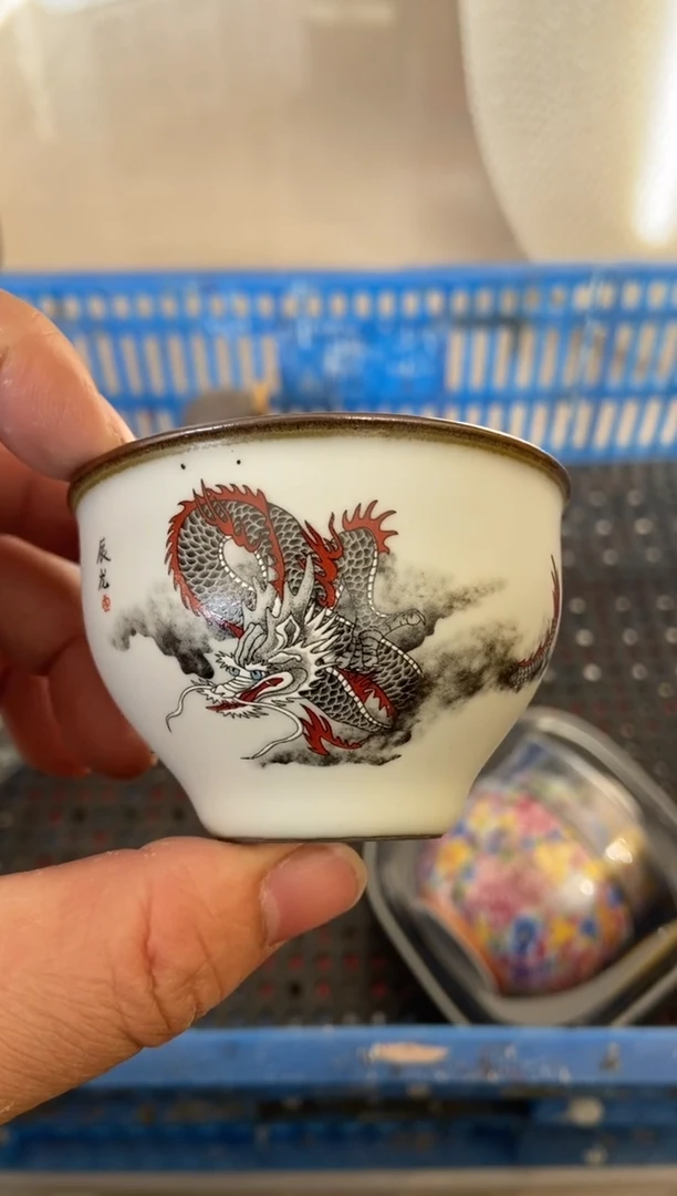 杯无运费险有瑕疵的摄影的产品有使用过的痕迹有点脏介意勿拍