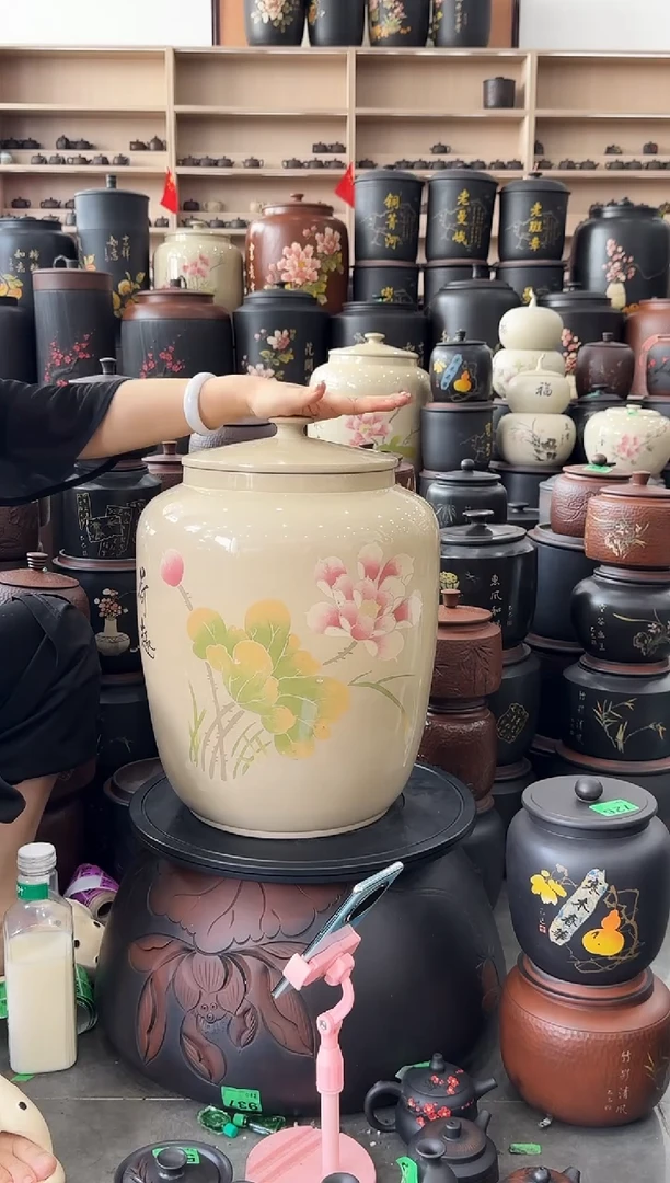 罐瑕疵 白泥亮光 彩填四号茶缸高44cm 762