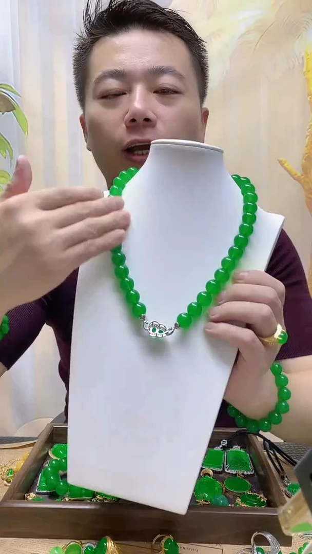 项链未镶嵌翡翠翡翠项链