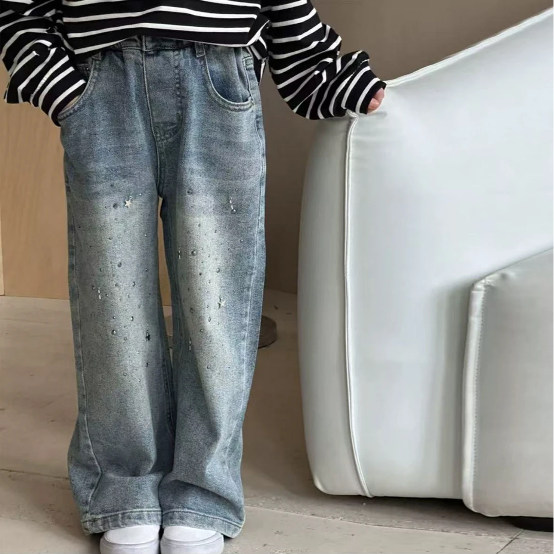 C888春季女童新款烫钻直筒牛仔裤