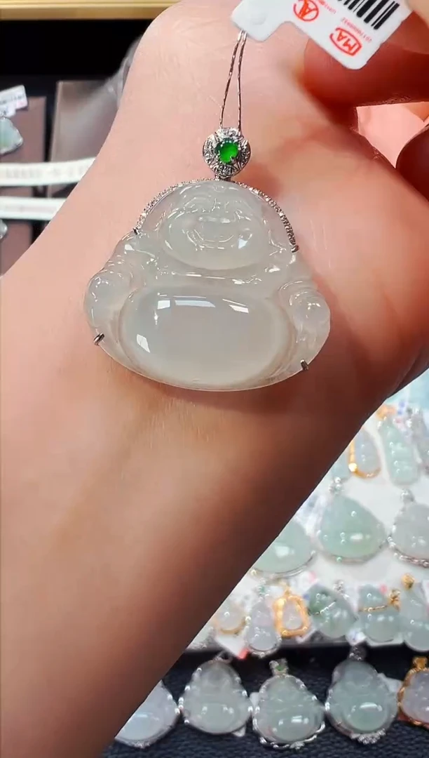 【闪购商品】翡翠吊坠(不含链)18K金镶嵌佛公吊坠997