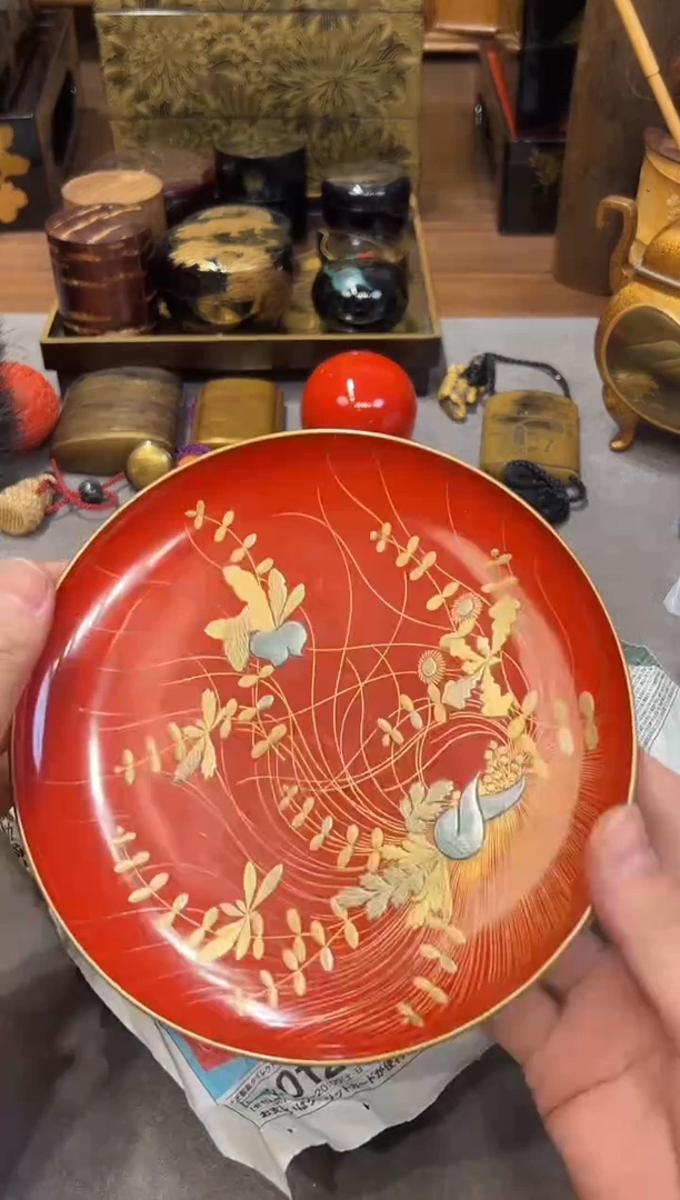 高肉金银壶承赏盘