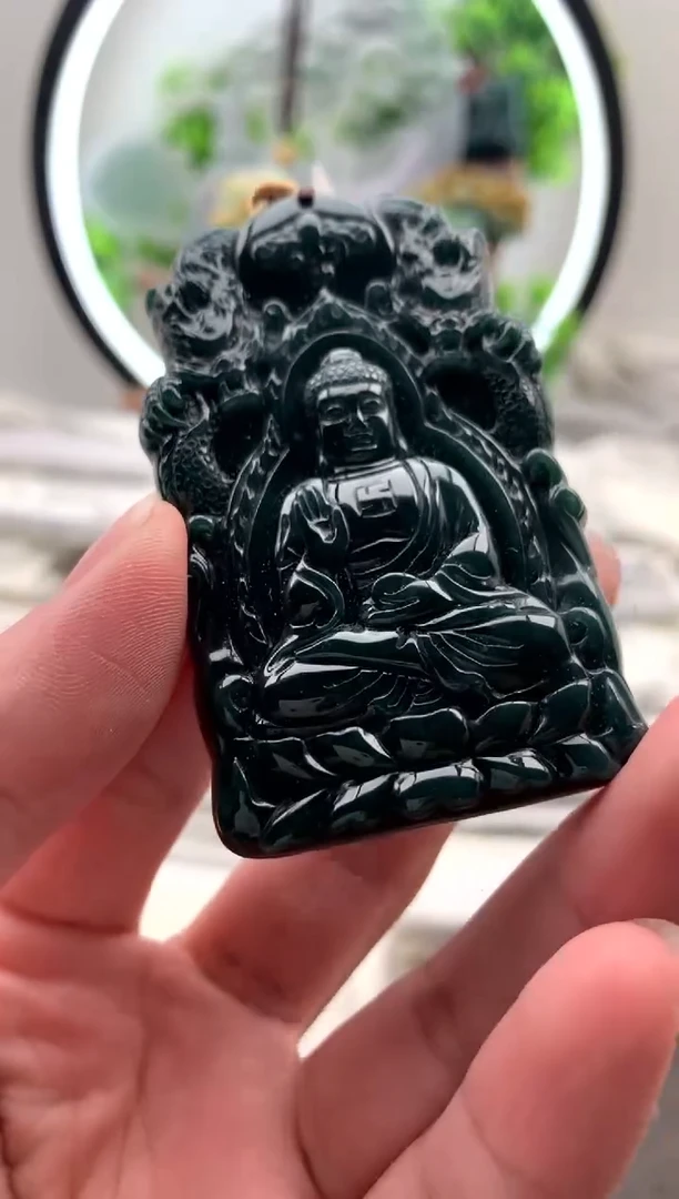 【闪购商品】翡翠颈饰未镶嵌阿弥陀佛