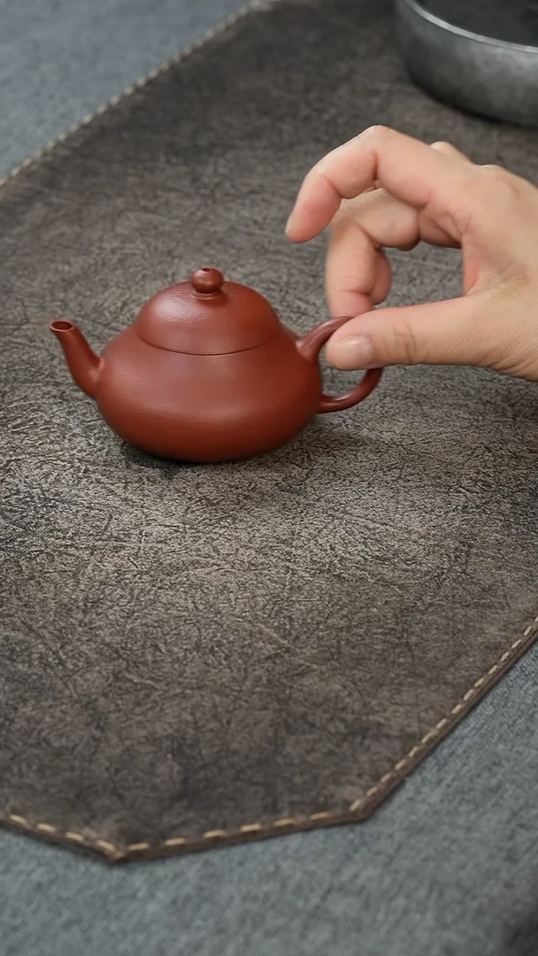 【闪购商品】紫砂茶宠赵庄朱泥小梨