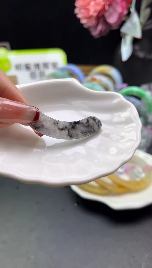 未镶嵌手镯翡翠玉璜
