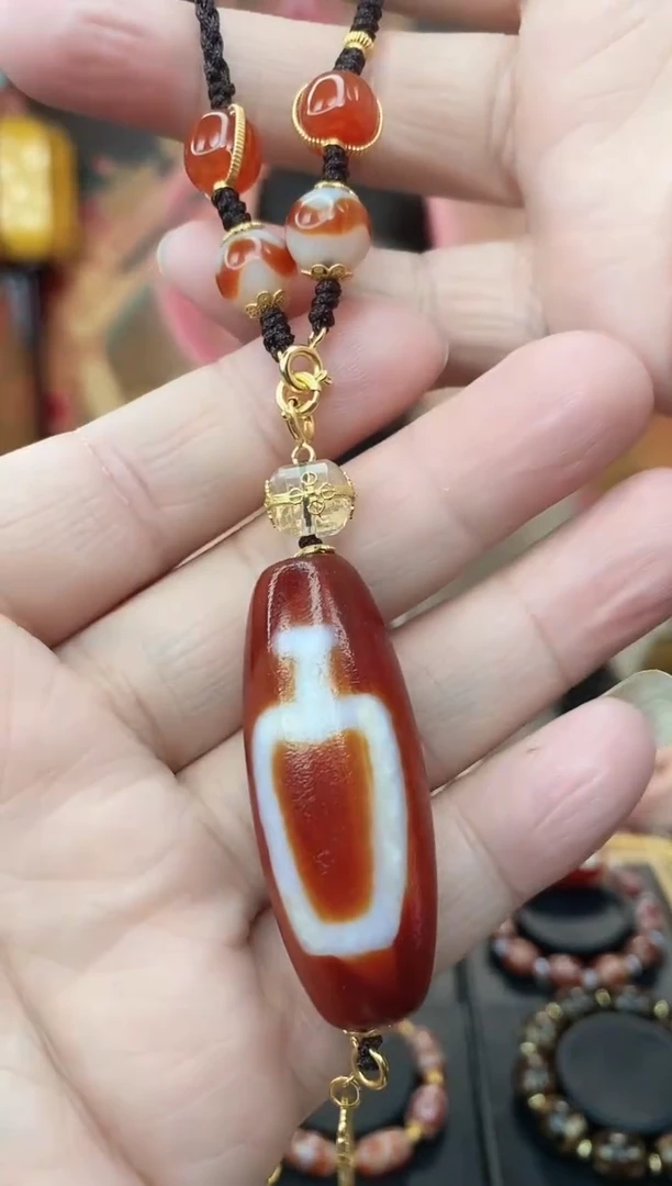 【闪购商品】玛瑙/玉髓吊坠未镶嵌宝瓶吊坠
