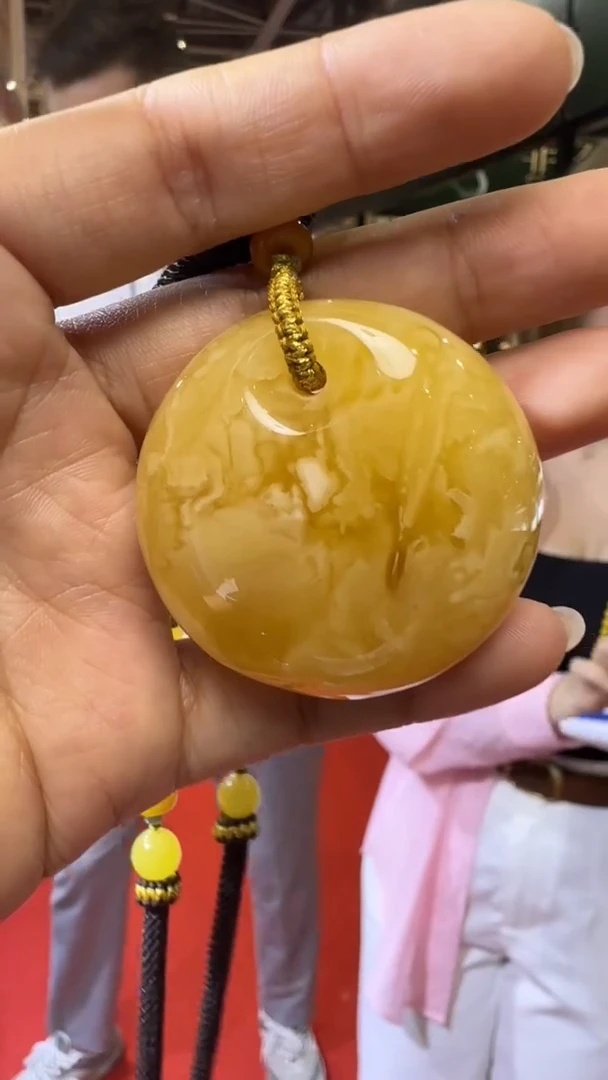 未镶嵌颈饰琥珀杭州珠宝展假一罚十