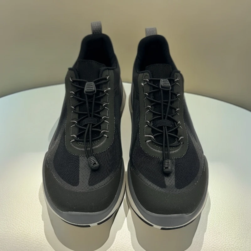 2025夏季新款运动徒步登山越野跑步鞋透气轻量化舒适缓震的情侣鞋