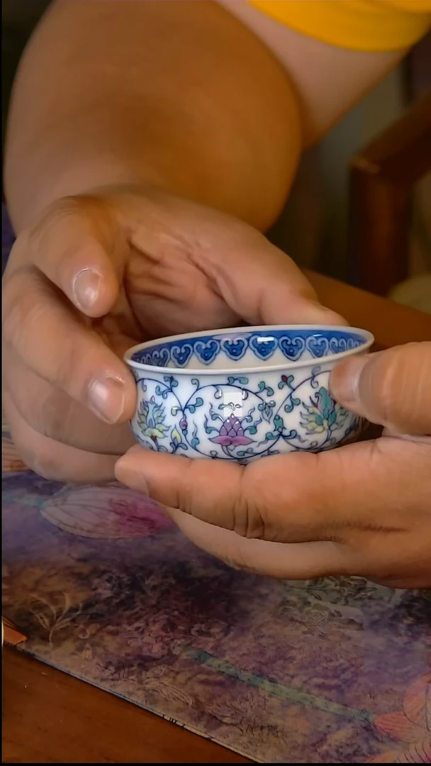 杯手工手绘杯杯很美丽