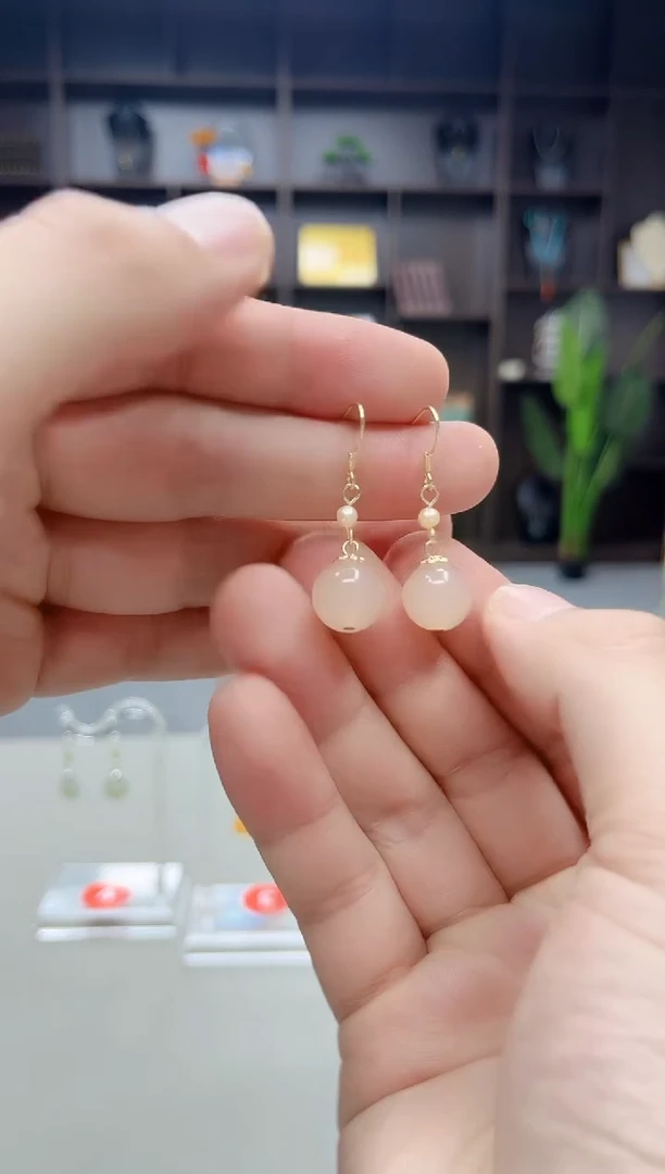 未镶嵌耳饰玛瑙/玉髓218000