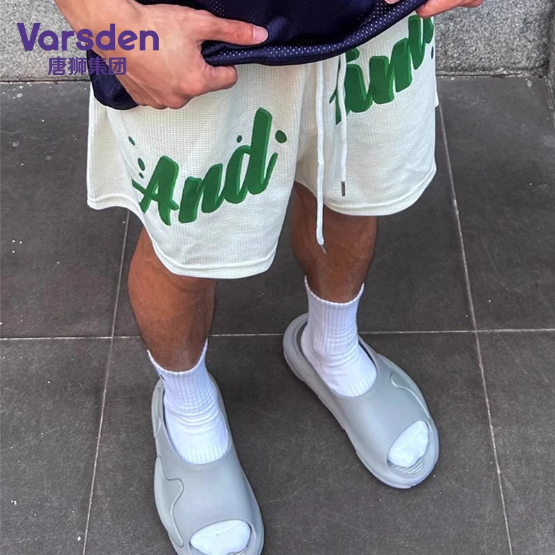 唐狮集团Varsden2025夏季美式字母logo印花短裤男新款宽松休闲裤