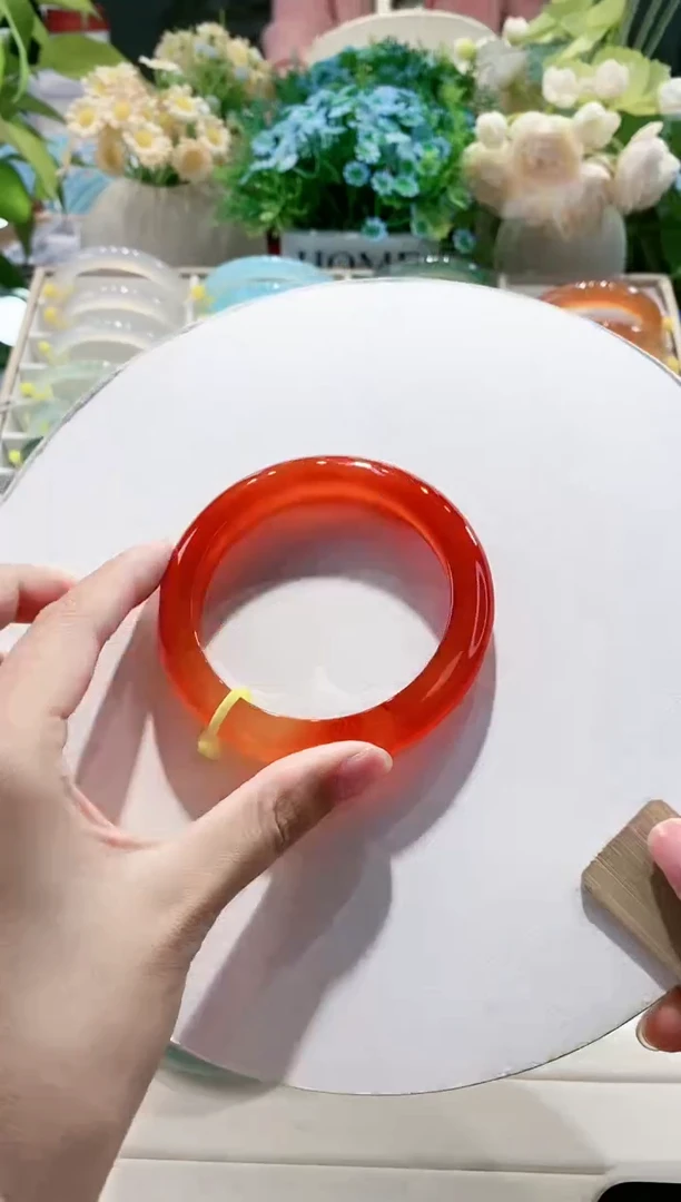 手镯玛瑙/玉髓未镶嵌108-63.5