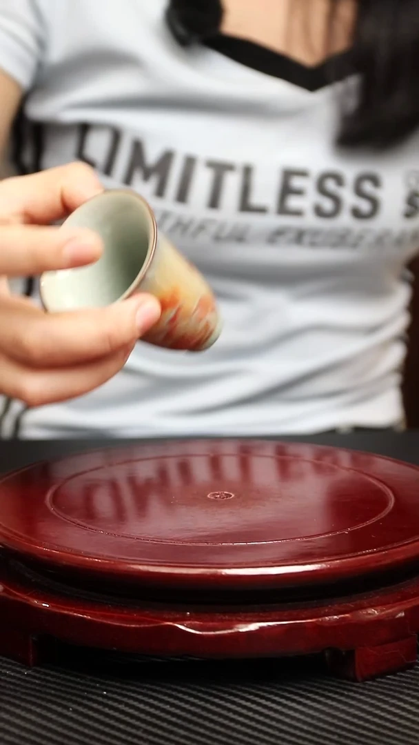 景德镇高温瓷闻香杯龙杯