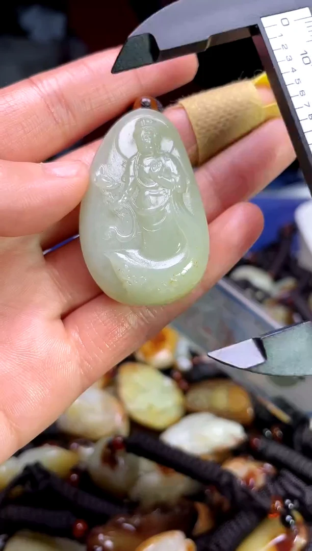 【闪购商品】和田玉颈饰未镶嵌1