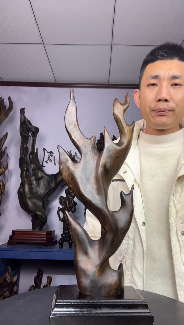 金丝楠木雕款关*我金丝楠木工艺品摆件