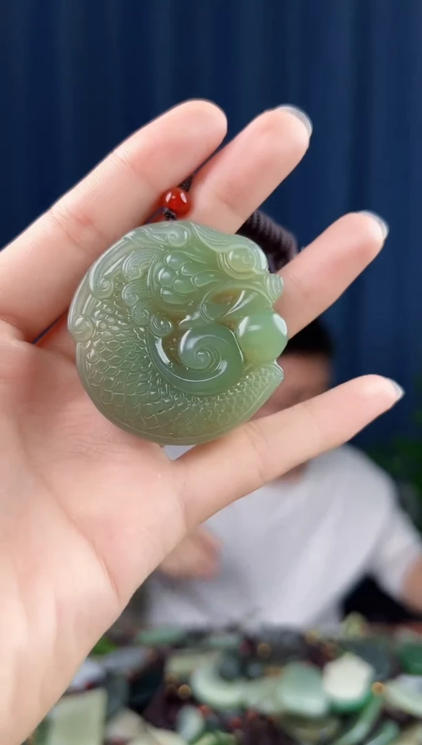 颈饰未镶嵌和田玉拍一发一，多样性发货