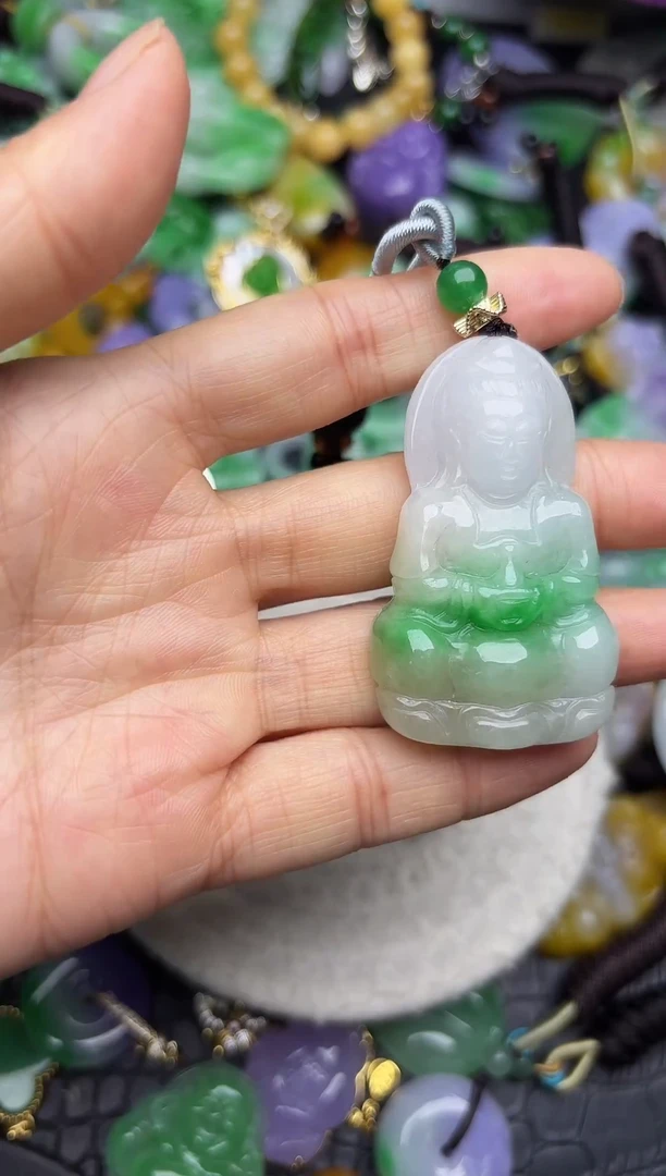 颈饰未镶嵌翡翠缅甸翡翠吊坠
