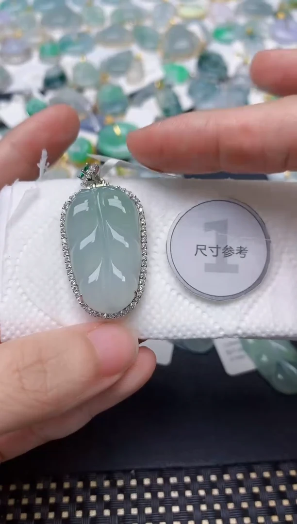颈饰未镶嵌翡翠天然缅甸A货翡翠