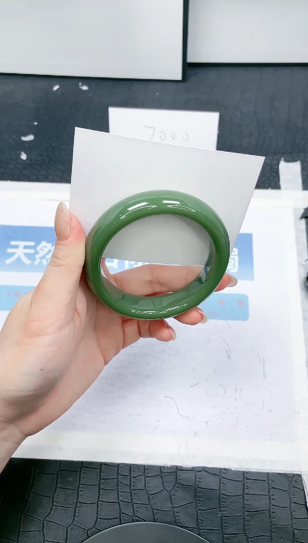 【闪购商品】石英质玉手镯未镶嵌183-59.1