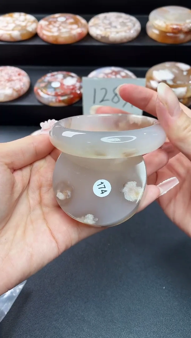 手镯玛瑙/玉髓未镶嵌石英质玉手镯
