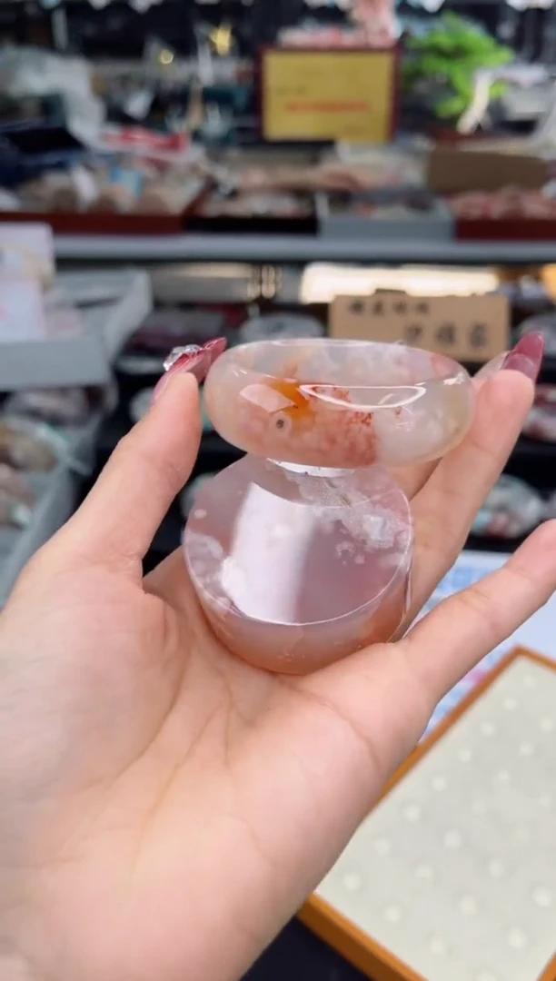 【闪购商品】石英质玉手镯未镶嵌50圈口（赠品镯心）3931000
