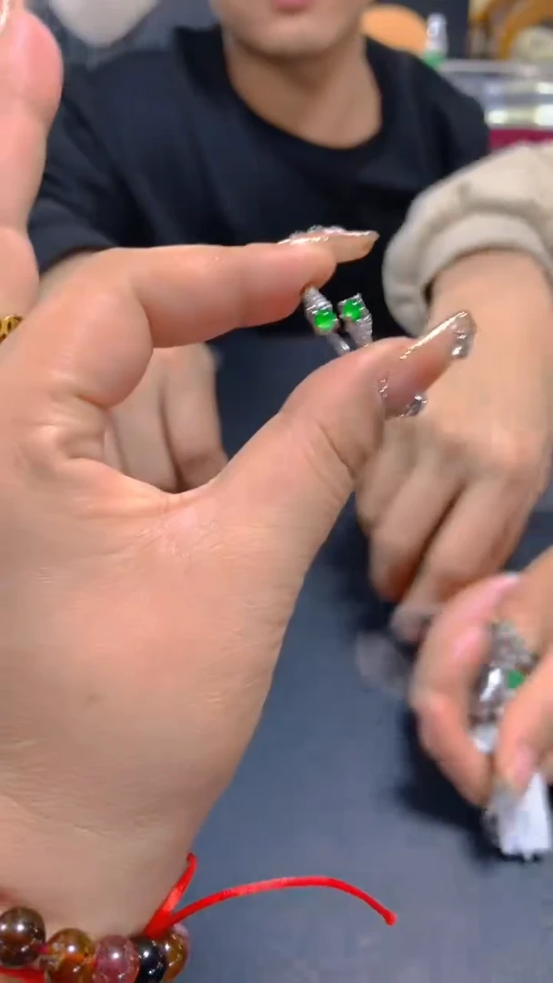 【闪购商品】翡翠戒指未镶嵌0733153492多样性发一