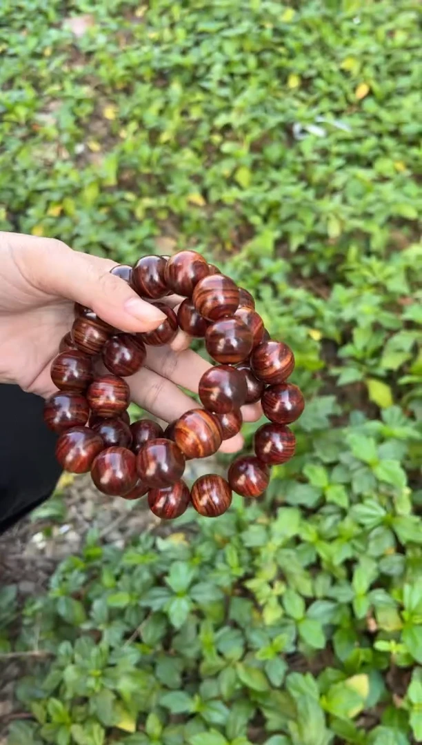 黄花梨/降香黄檀A016火山口1.8圆珠手串188多样性发一